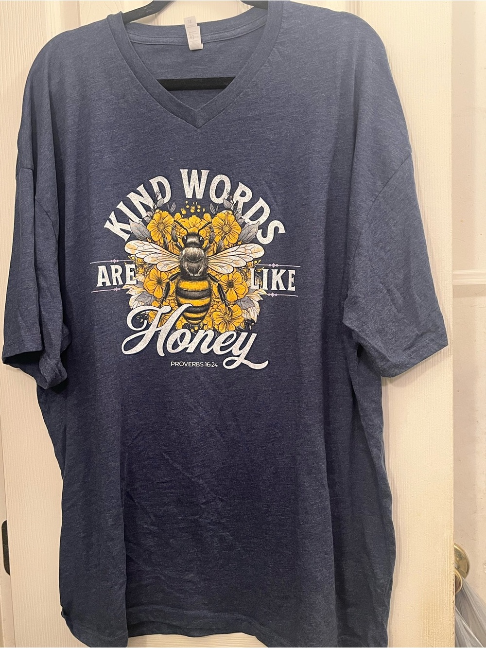 Women's 3X Kind Words Are Like Honey Navy Short Sleeve V-Neck Tee